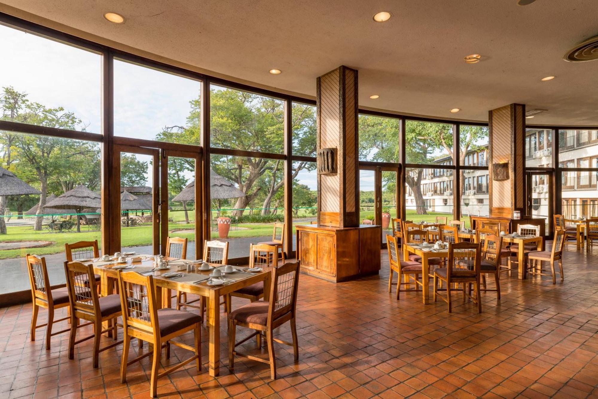 Hwange Safari Lodge Dete Eksteriør billede